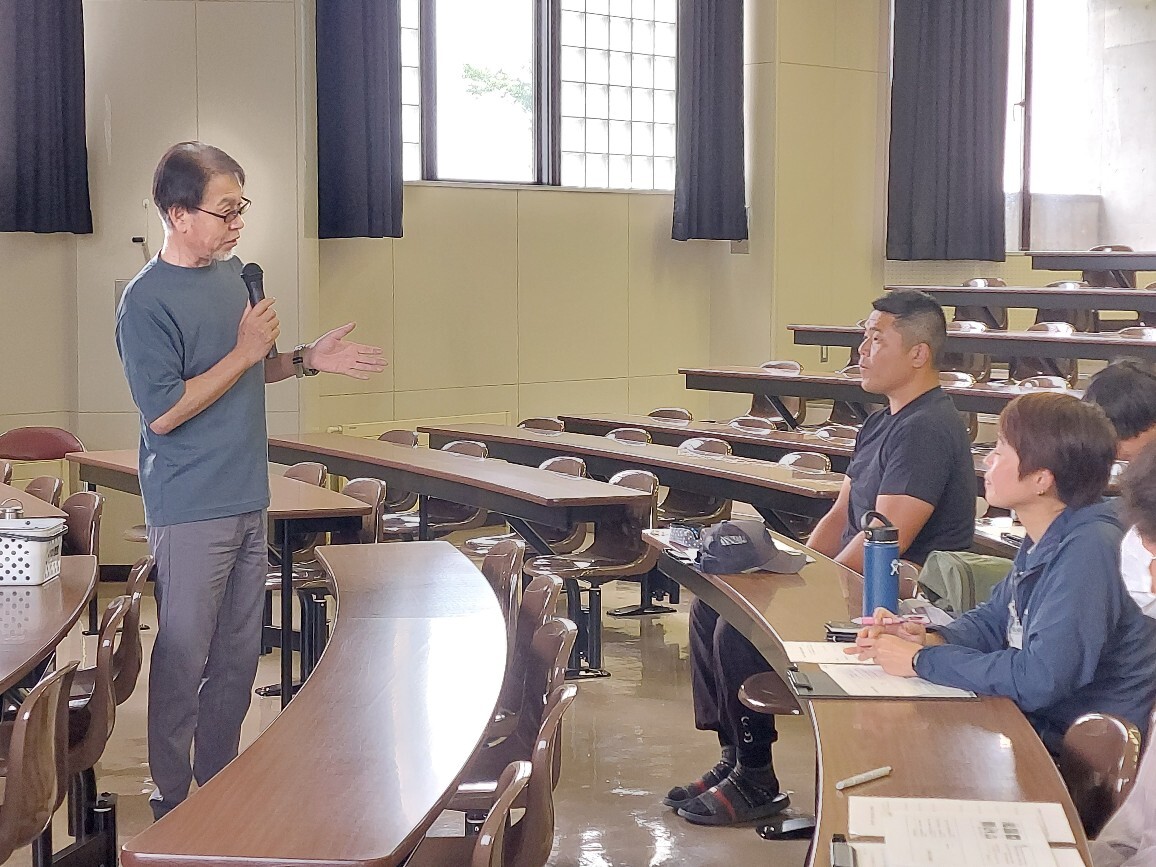 写真１　座学による講義