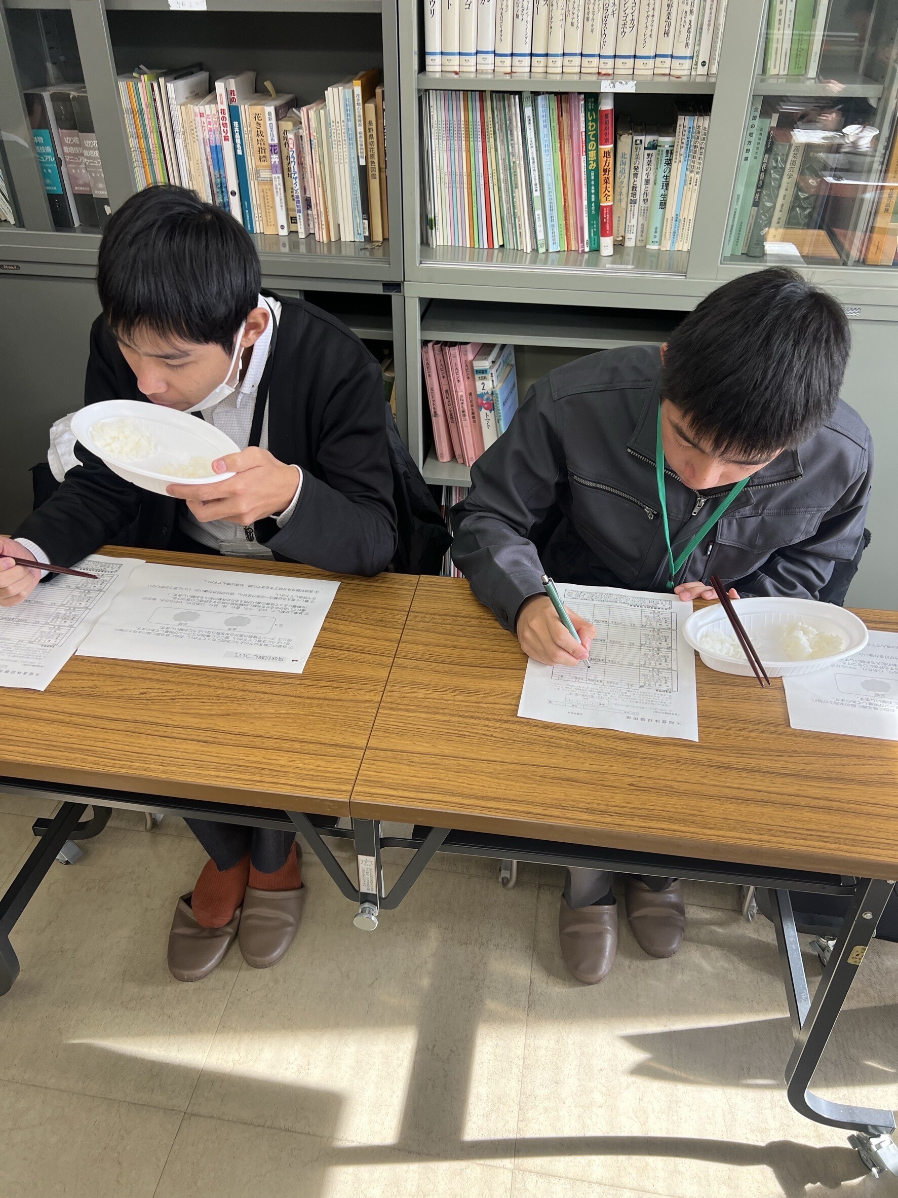 香り確認中