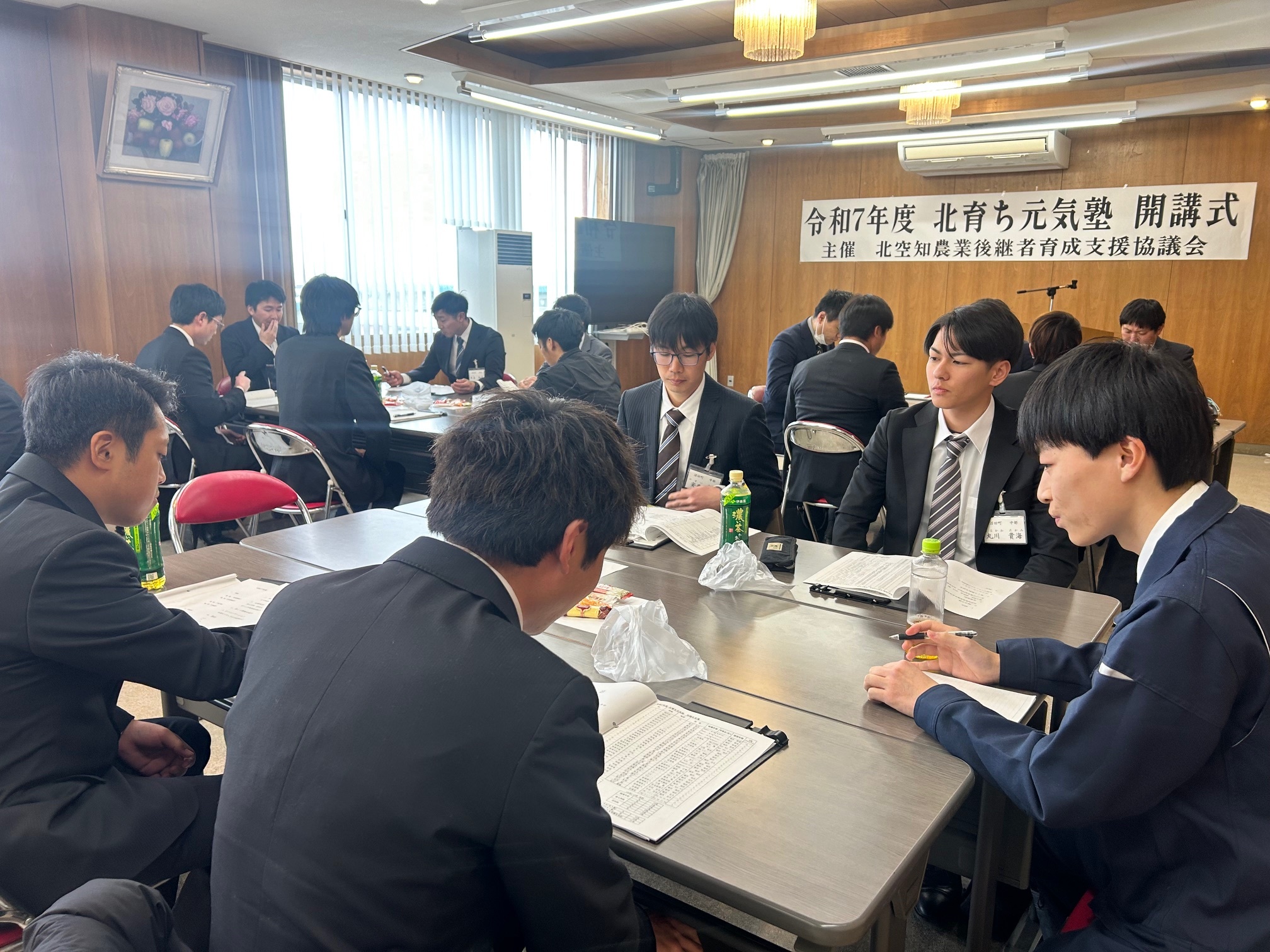 写真４　茶話会の様子