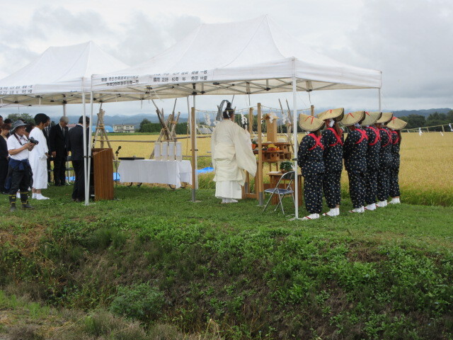 写真1無事に稲穂を収穫できたことへの感謝をするお祭りです。