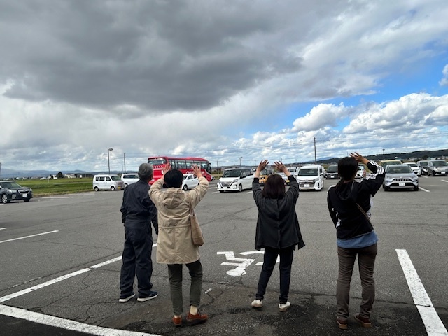 体験後のお見送りの様子