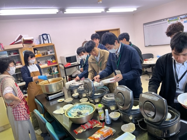 新米試食会の様子